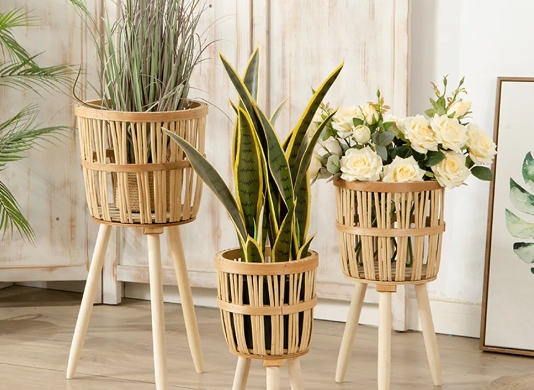 plant pot stand indoor