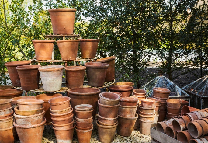 terracotta pots large