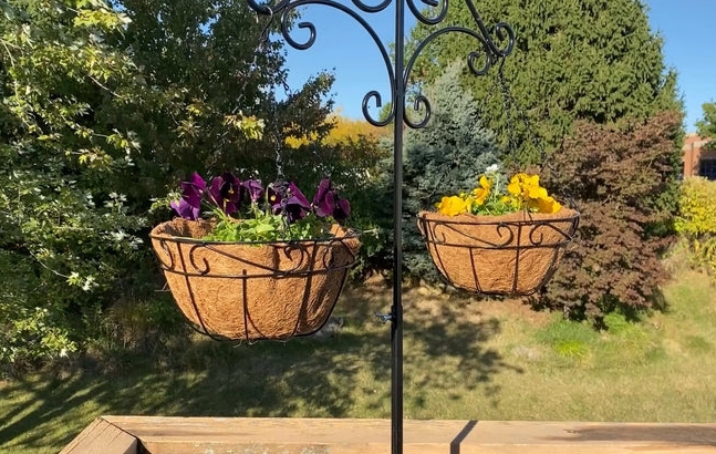 metal hanging baskets