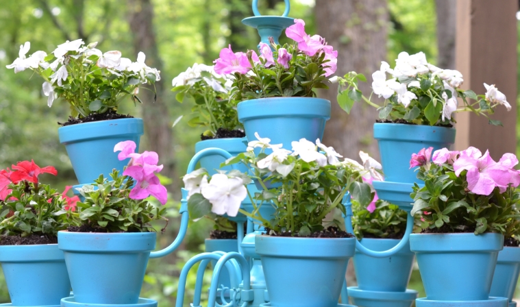 hanging flower pots