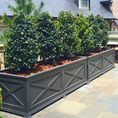 extra large plastic planters for outside
