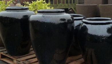 large black plant pots