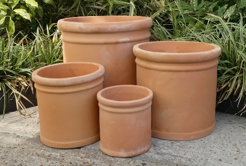 big terracotta pots