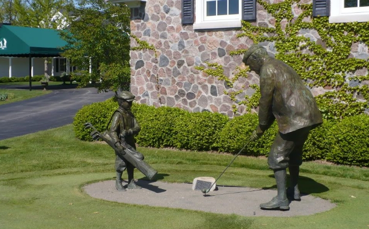 lawn golf statues