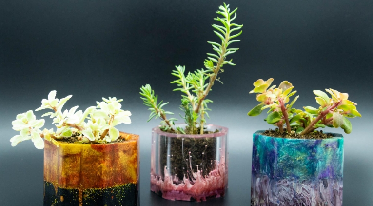 resin flower pots